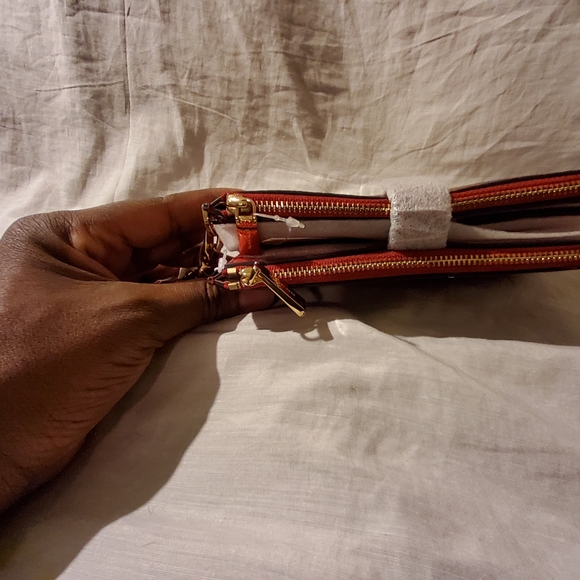 Brand new Michael Kors double Zip Wallet - Picture 3 of 6